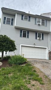 1 Clegg St