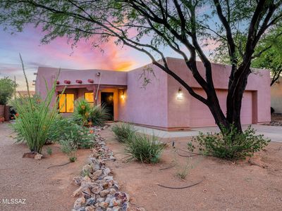 9271 N Moon View Pl