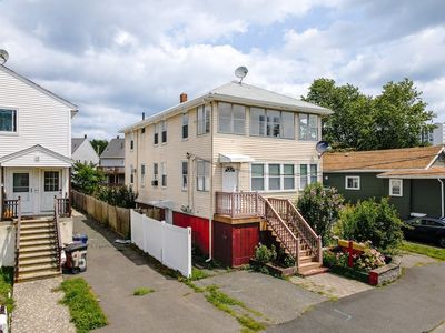 67 Neponset St