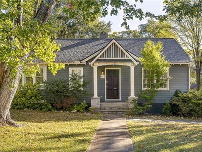 954 Bouldercrest Dr SE