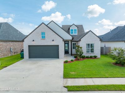 102 Queen Palm Cir