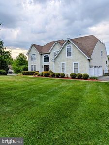 611 Tall Pines Ln