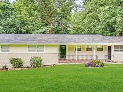 1271 Avonwood Cir SW