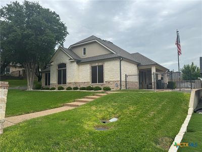 1305 Daisy Ln
