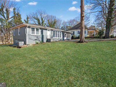 2535 Lakewood Ave SW