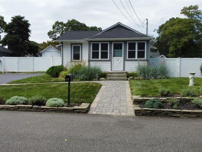 24 Canary Road
