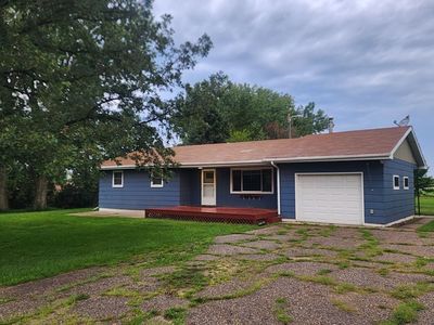 3211 Shiptons Rd