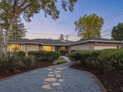 12390 Woodside Dr