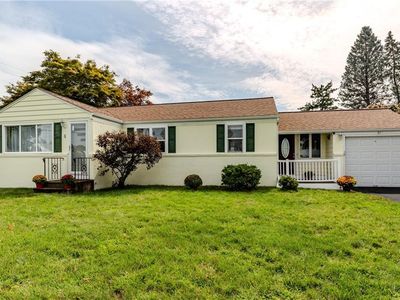 6 Restwood Rd