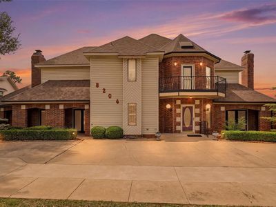 8204 Brownsville Ln
