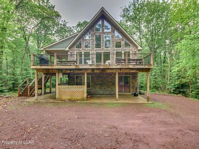 87 Pineknoll Dr