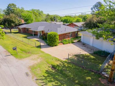325 S Terrill Dr