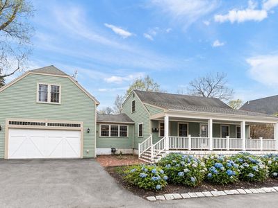 16 Glenwood Ave