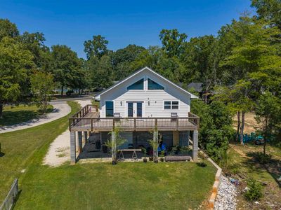 205 Lakewood Dr