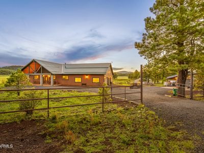 1459 N TRANSWESTERN PUMP Road