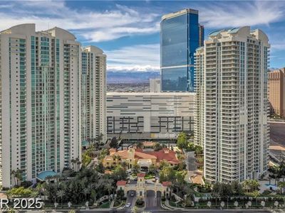 2777 Paradise Rd Unit 807