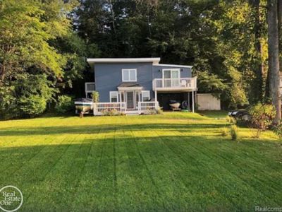 2100 Gray Park Dr