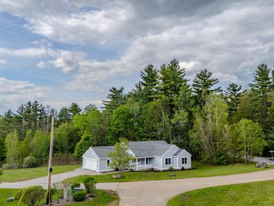 Property at 2 Highland View Lane, Holderness, NH