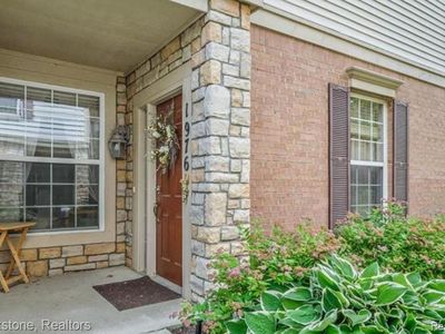 1976 Pinecroft Dr #194