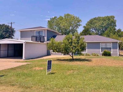 Property at 37 NE 4th St, Elgin, OK