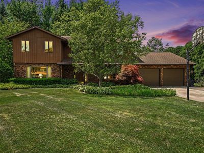 2616 Oakbrook Dr