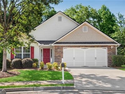 28 Bramble Ct
