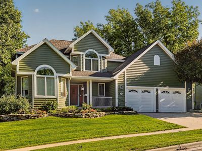 1505 Glendale Hills Dr NE
