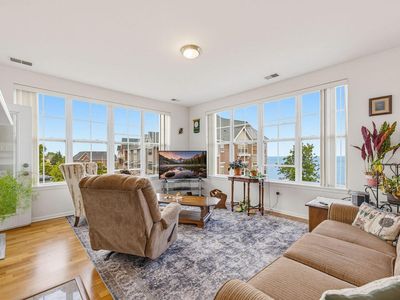 3872 S Lake DRIVE #209