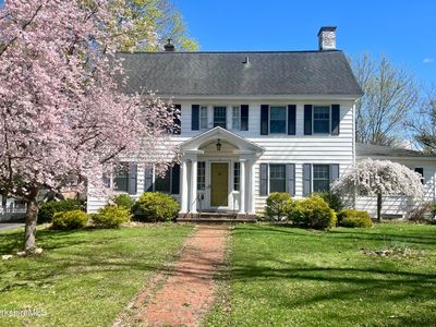 15 Kenilworth St