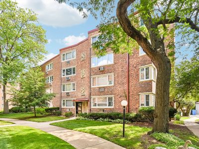 6123 N Winchester Ave Unit 2A