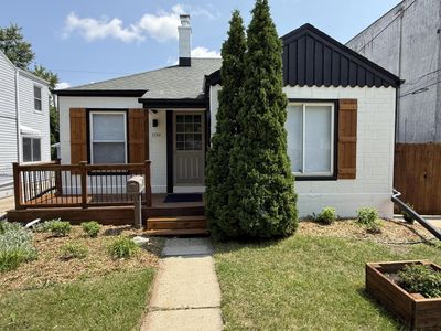 2586 S 77th STREET