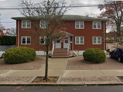 320 King St