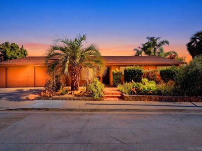 6935 Mandalay Rd