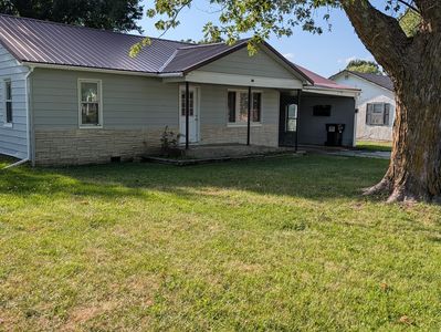 Property at 121 N Charles Street, Seymour, MO