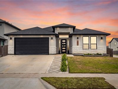 3930 Azali Dr