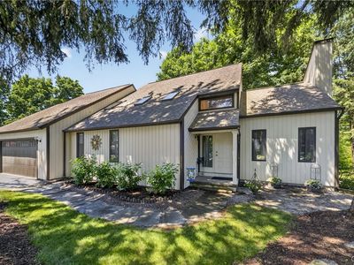 Property at 6310 Yulewood Cir, Cicero, NY