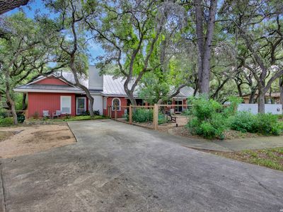 104 Wisteria