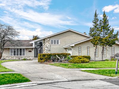 15114 Lilac Ct