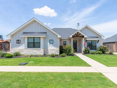3418 Front 9 Dr