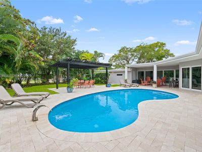 2711 Mayan Dr