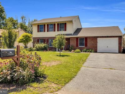 4 Sunset Dr