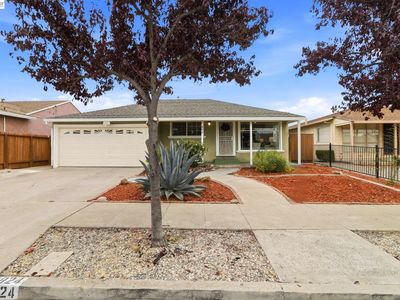 824 Moraga Dr