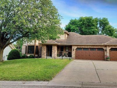156 Red Oaks Dr