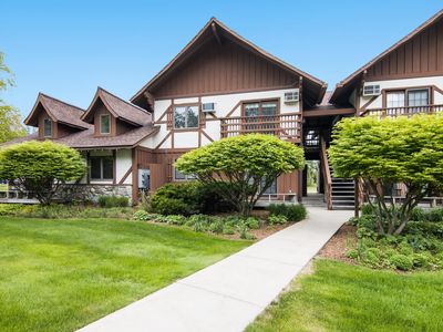 7765 Washtenaw Dr #422/423