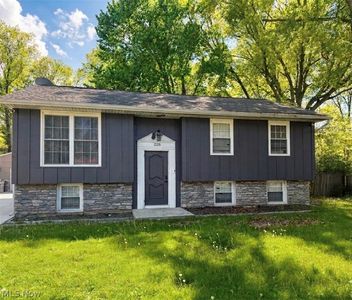 1128 Oakwood Dr