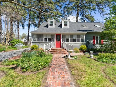 7007 Dover Ave