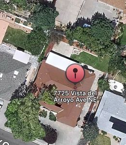 7725 Vista Del Arroyo Ave NE