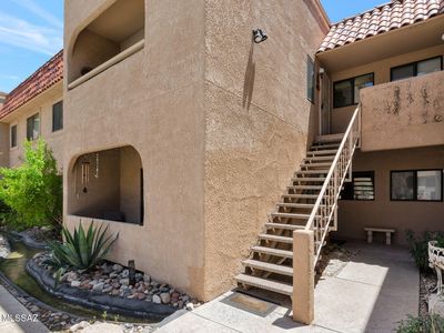 5750 N Camino Esplendora APT 228