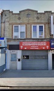 8717 18th Ave