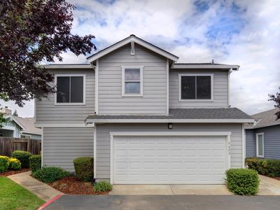 6455 Laguna Mirage Ln
